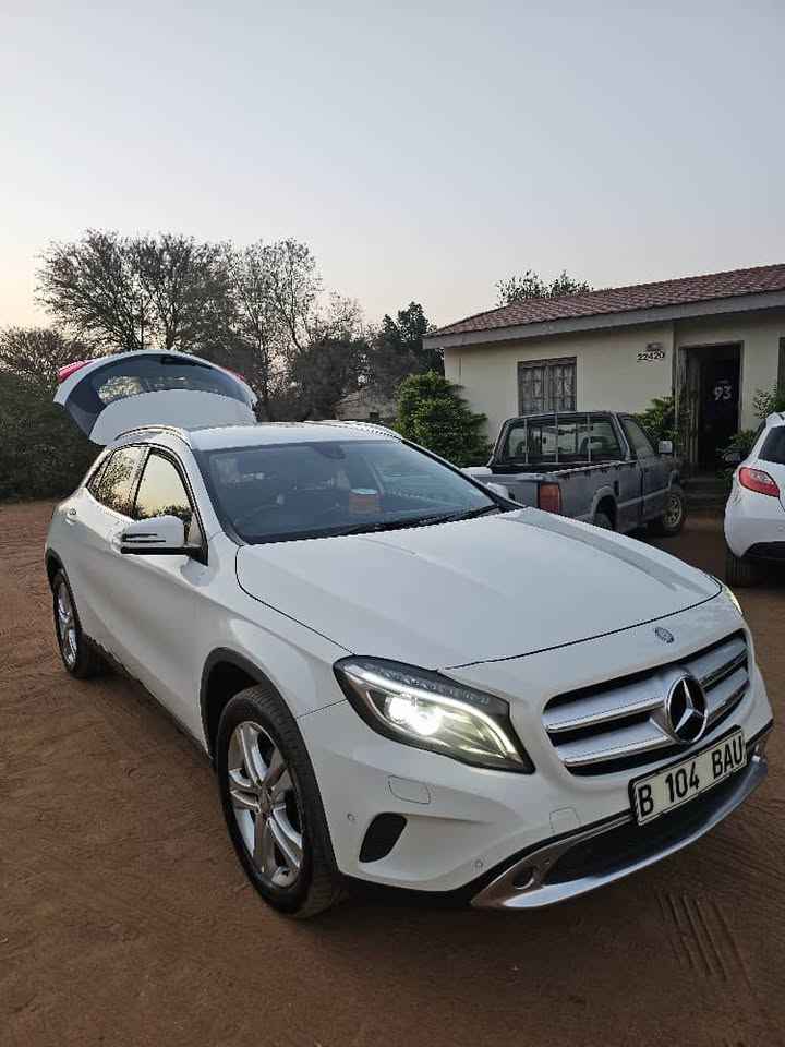 ["695db19b1bba7_MZ3.jpg","695db19b1bcea_MZ2.jpg","695db19b1bdcd_MZ1.jpg"] Product image